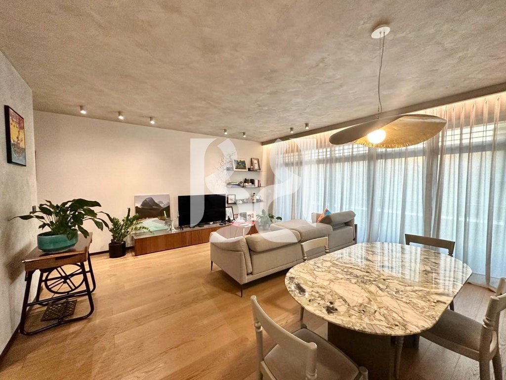 *APARTAMENT 3+1+2 ME QIRA, Stadiumi Dinamo