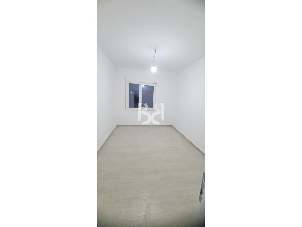 JEPET APARTAMENT 2+1+2 ME QIRA NE SHKOZE.* 4