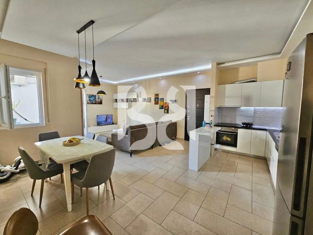 APARTAMENT 2+1 NE SHITJE TE KOPESHTI BOTANIK