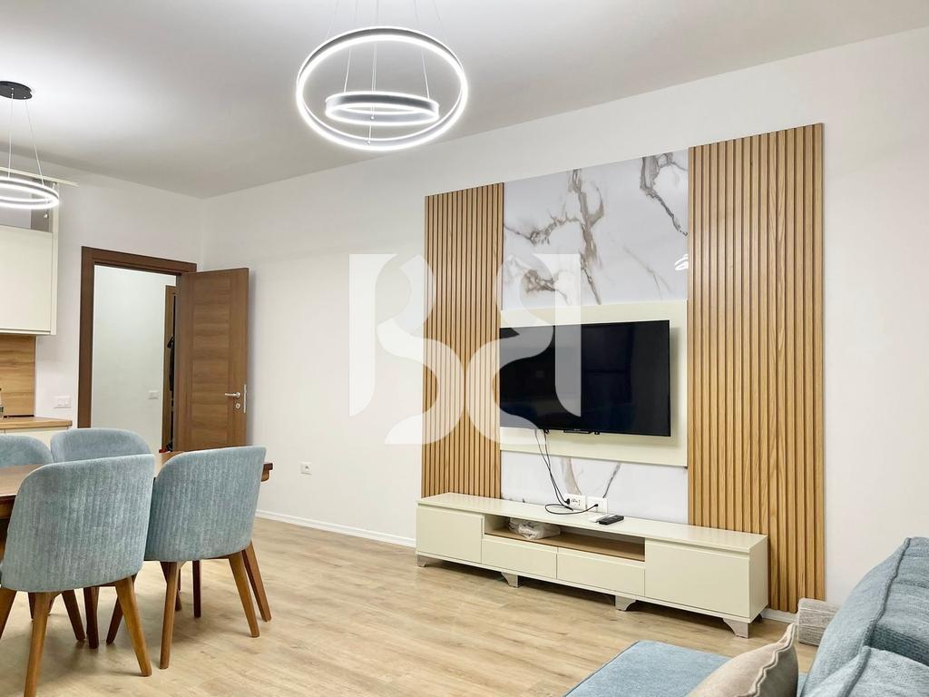 APARTAMENT ME QIRA 2+1+2 FARMACIA 10 70,000 LEKE 2