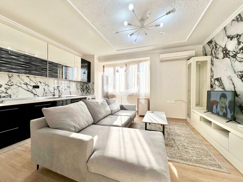 JAPIM APARTAMENT ME QIRA 2+1 TE ISHFUSHA E AVIACIONIT