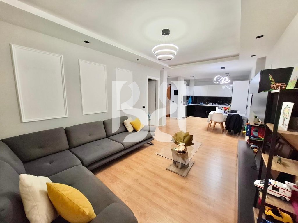APARTAMENT ME QIRA 2+1 NE KOPESHTI BOTANIK ZOOLOGJIK