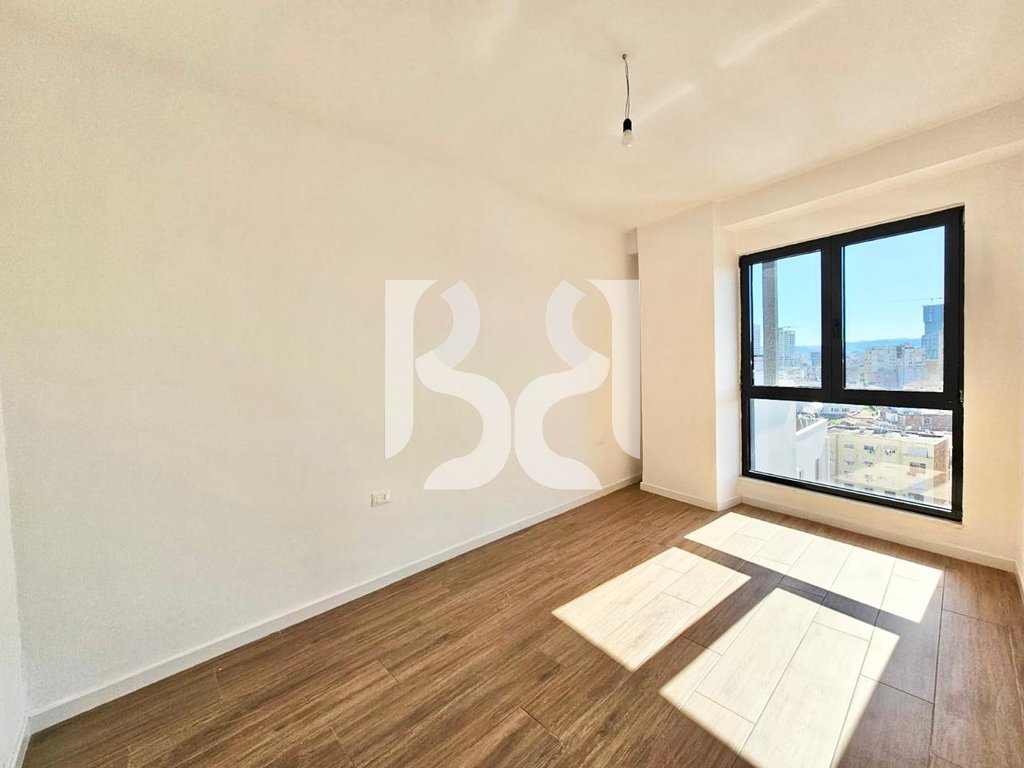 APARTAMENT 2+1 ME QIRA,PAZARI I RI 3