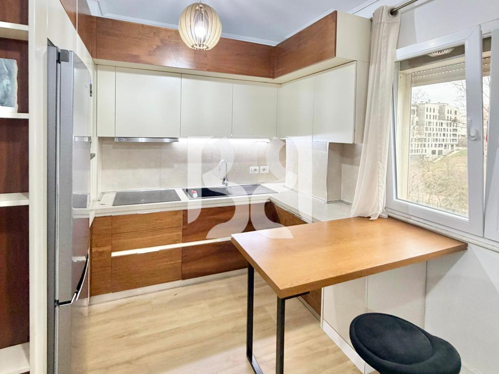 APARTAMENT ME QERA 2+1+2 TEK KOPSHTI ZOOLOGJIK KOMPLEKSI MATEO 2