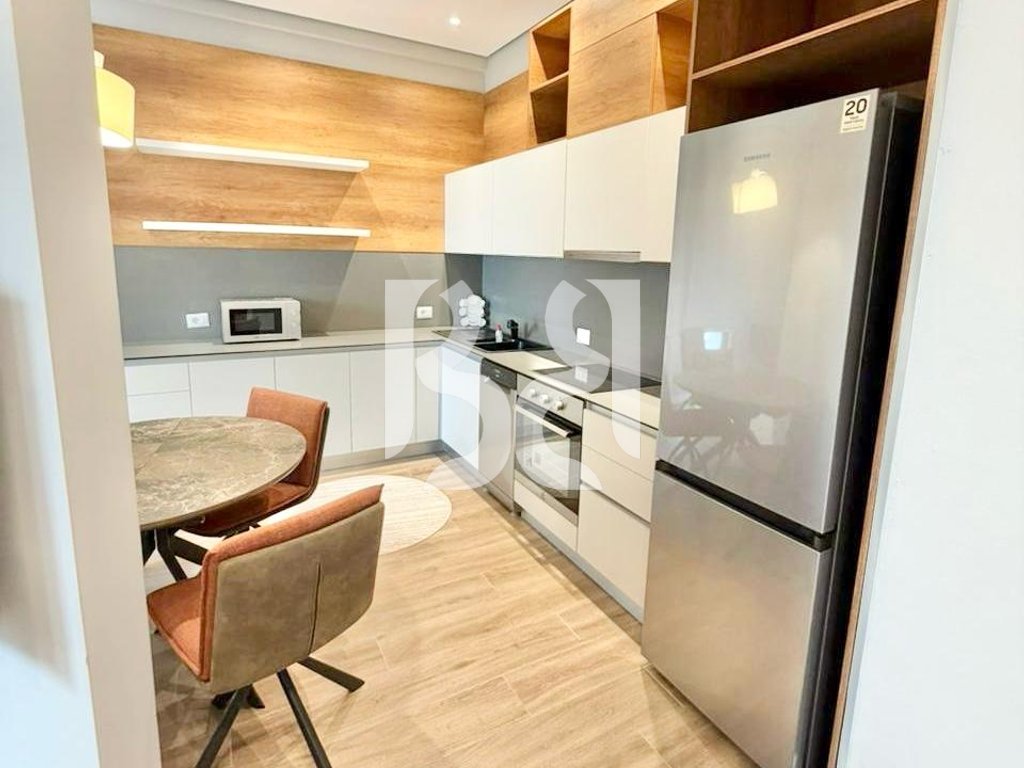 APARTAMENT 2+1+2+POST PARKIMI ME QERA TEK SQUARE 21 3