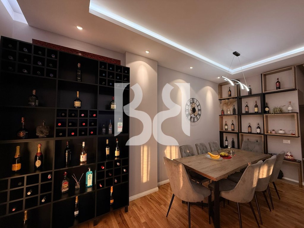 *PENTHOUSE NE SHITJE, QESARAKE 3