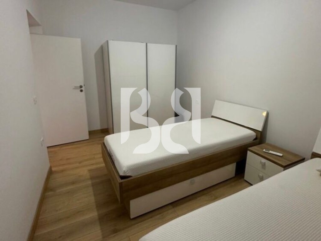 APARTAMENT 2+1 ME QIRA,PAZARI I RI 4