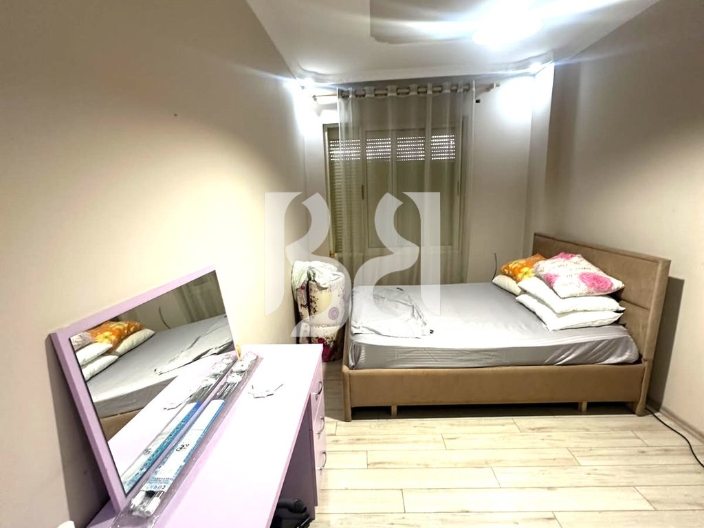 APARTAMENT 2+1+BALLKON ME QIRA AFER RRETHIT TE FRESKUT 4