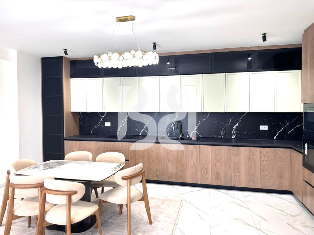 APARTAMENT ME QIRA 2+1+2 NE REZIDENCE LAKELAND ,LIQENI I FARKES TIRANE* 4