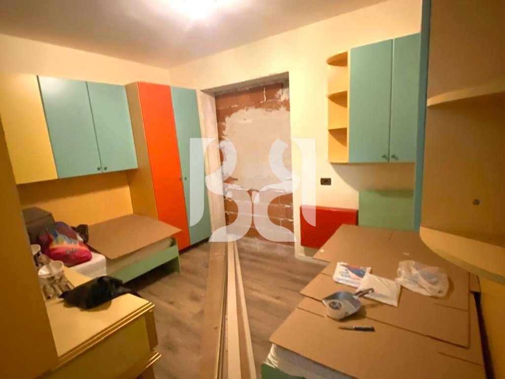 APARTAMENT 1+1 PER SHITJE NE BRRYL 2
