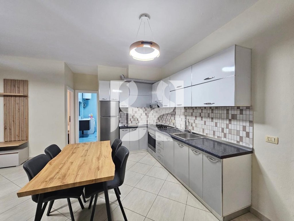 JEPET ME QIRA APARTAMENT 1+1 ASTIR PRANE OZONE 500 € 2