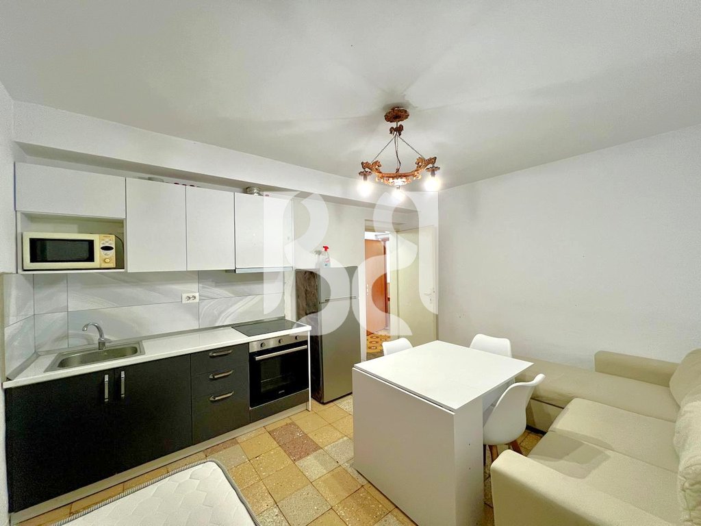 APARTAMENT 1+1 ME QIRA PERBALL MINISTRIS SE JASHTME NE BRRYL 3