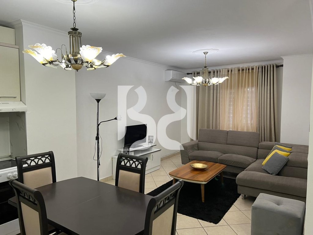 JEPET APARTAMENT 2+1+BALLKON NE KOMUNE PARISIT** 3