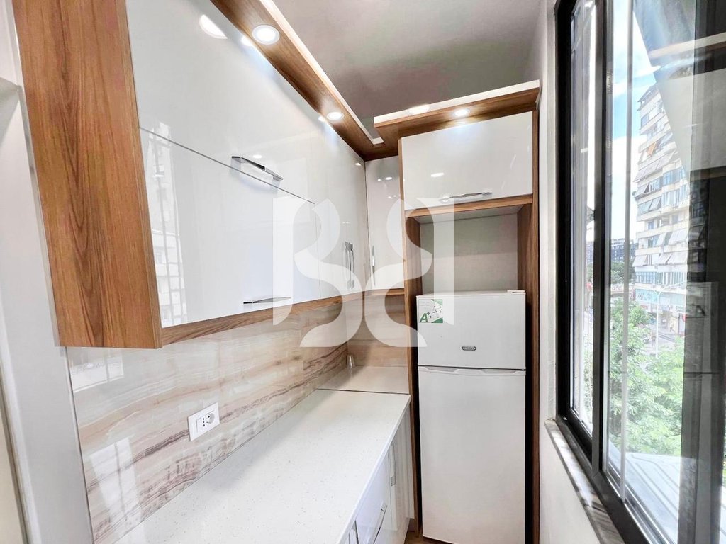 APARTAMENT 1+1 ME QIRA, ZOGU I ZI 4