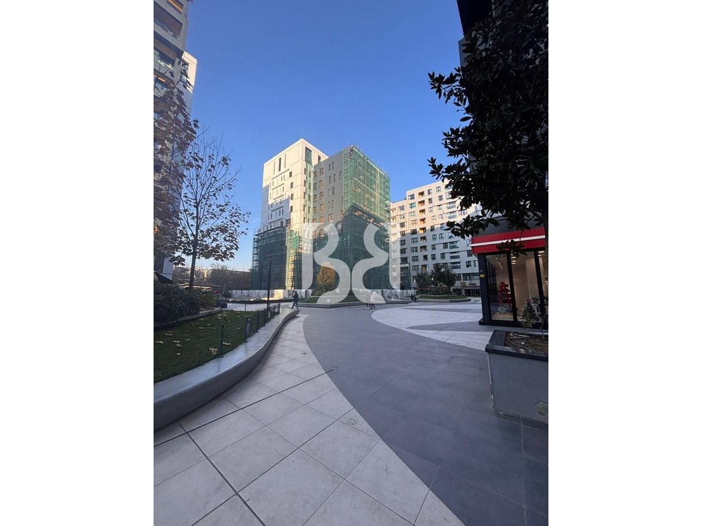 SHITET APARTAMETN 1+1 NE SQUARE 21 NE RRUGEN E KAVAJES 2