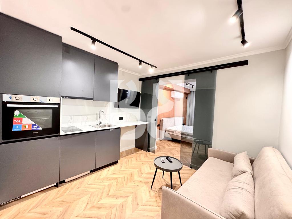 SHITEN 3 APARTAMENTE AIRBNB (2 APARTAMENTE TIPOLOGJI 1+1 & 1 STUDIO), RRUGA MINE PEZA* 3