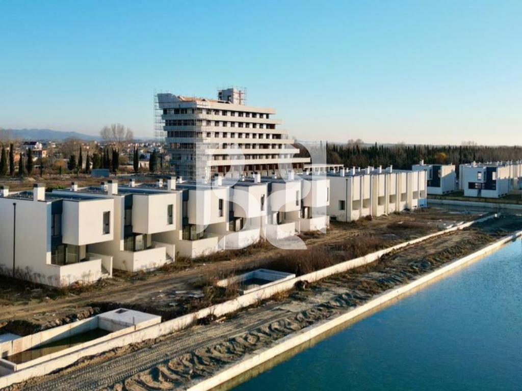 VILE EKSKLUZIVE NE SHITJE TE TURQUOISE MARINA, HAMALLAJ 2