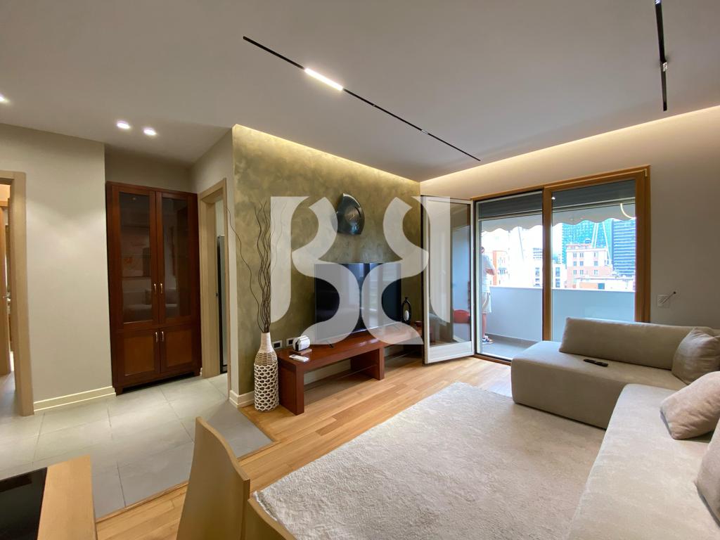 APARTAMENT 2+1+2+POST PARKIMI, MBAS KRYEMINISTRISE