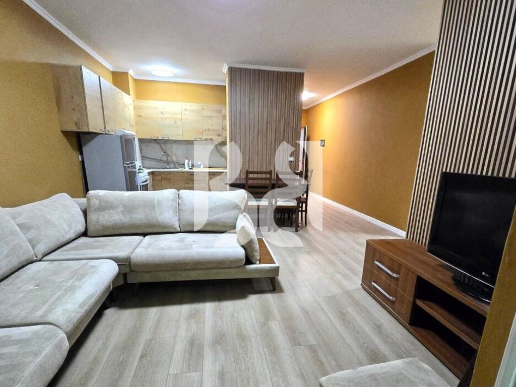 Apartament 2+1 me Qira në Komunën e Parisit – Pamje Fantastike dhe Lokacion Premium* 3