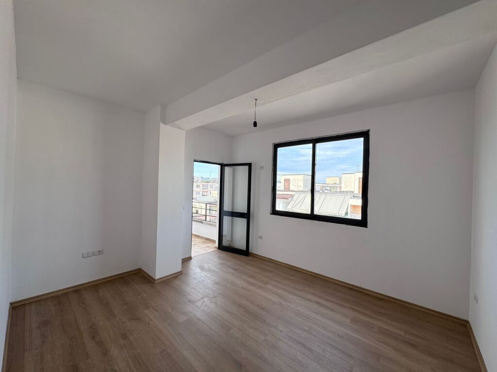 SHITET APARTAMENT 1+1+ VERANDE NE ASTIR