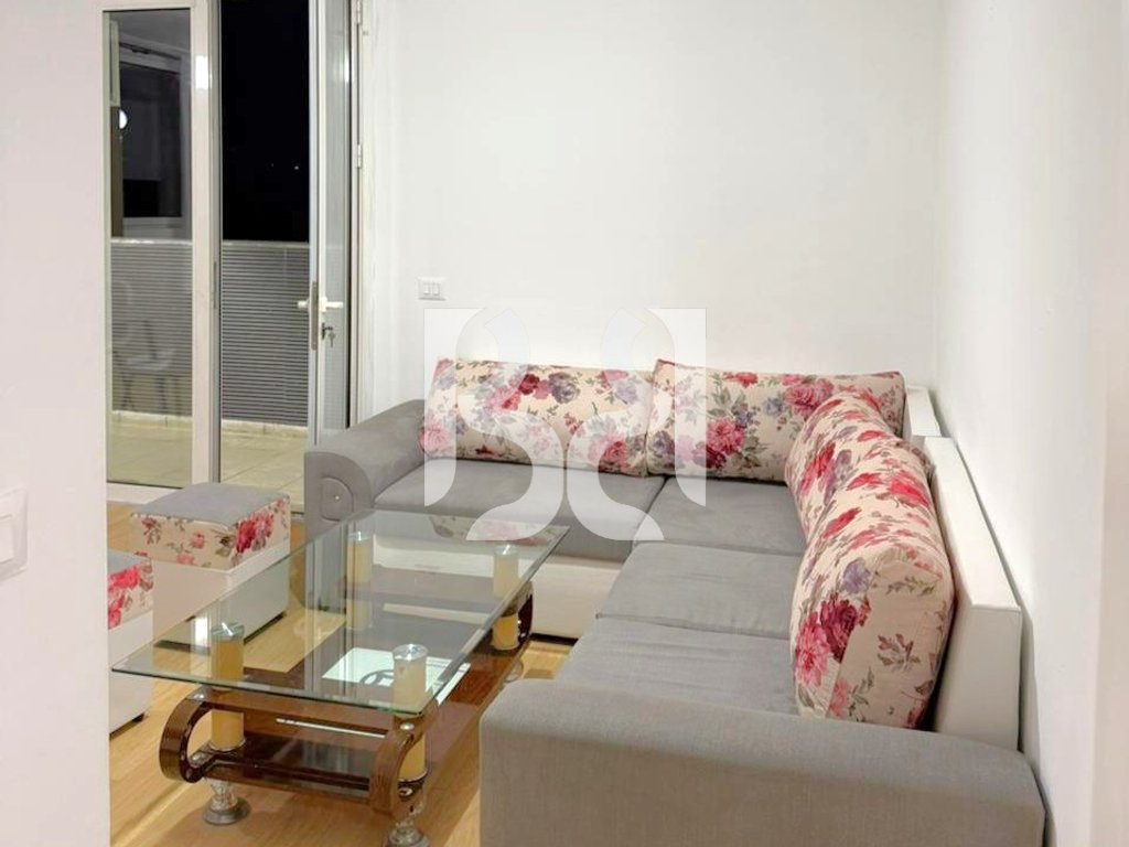 APARTAMENT 1+1+BALLKON ME QIRA NE ASTIR 3