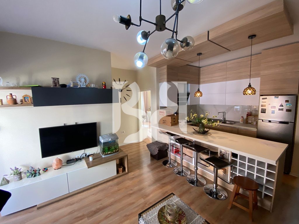 Apartament me qira 2+1+2 te Liqeni i Thate 3