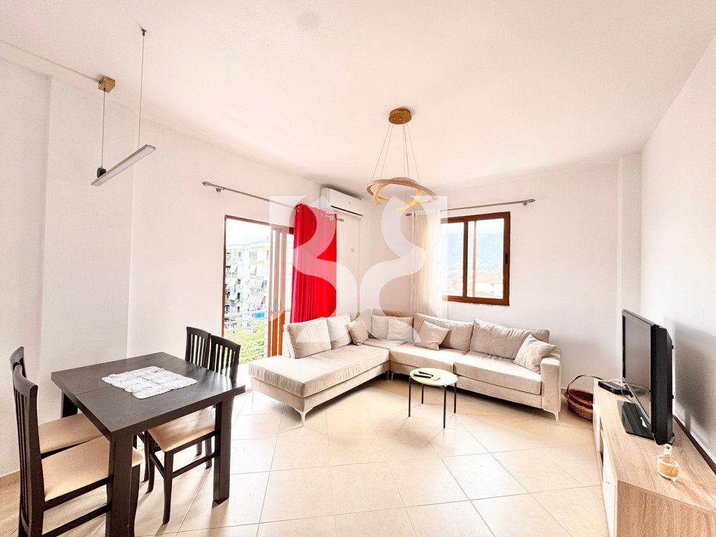 *APARTAMENT ME QIRA 2+1 NE 5 MAJI PRANE CONCORDIT