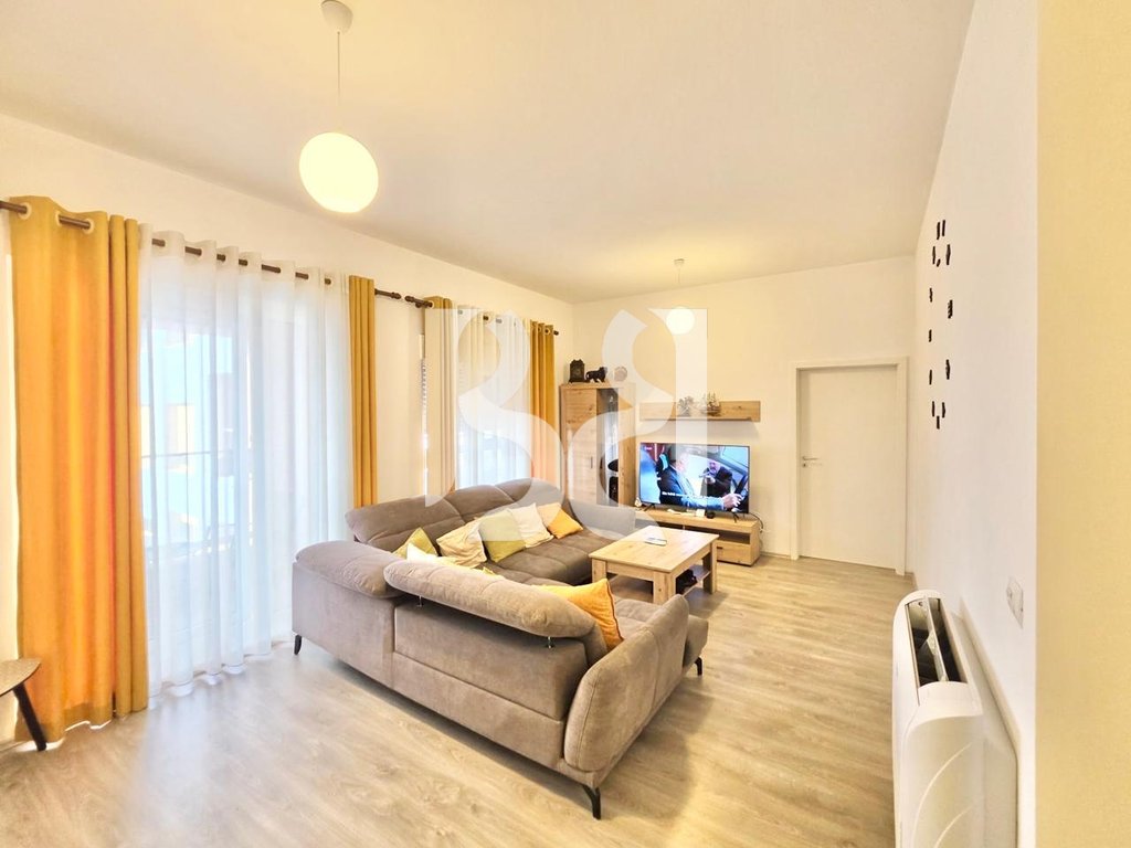 APARTAMENT ME QERA 2+1 TE MANGALEM, ALI DEMI 2