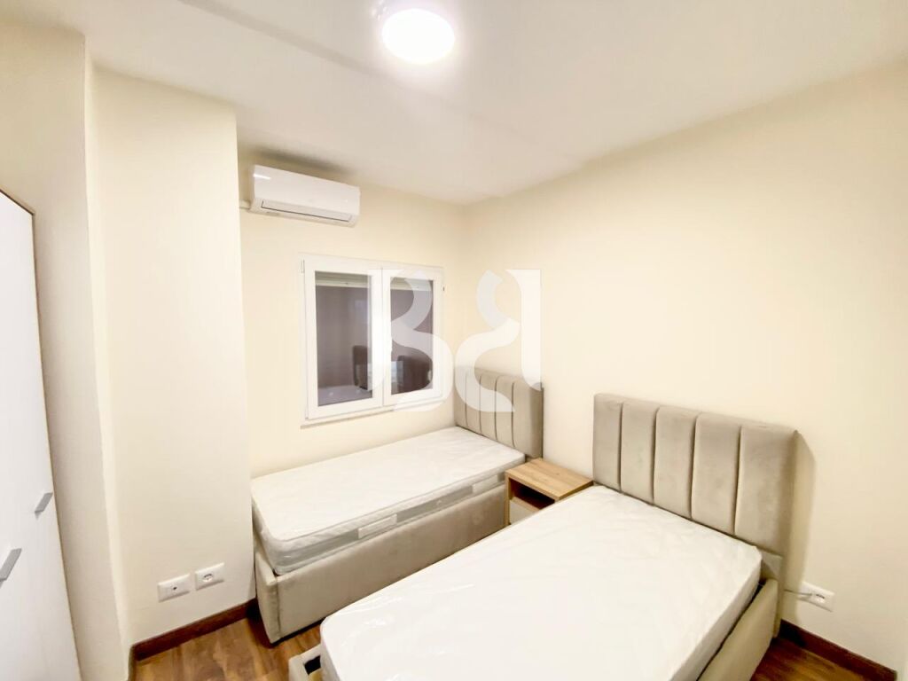 JAPIM APARTAMENT ME QIRA 2+1 NE RRUGEN HIM KOLLI MYSLYM SHYR /RRUGA E KAVAJES