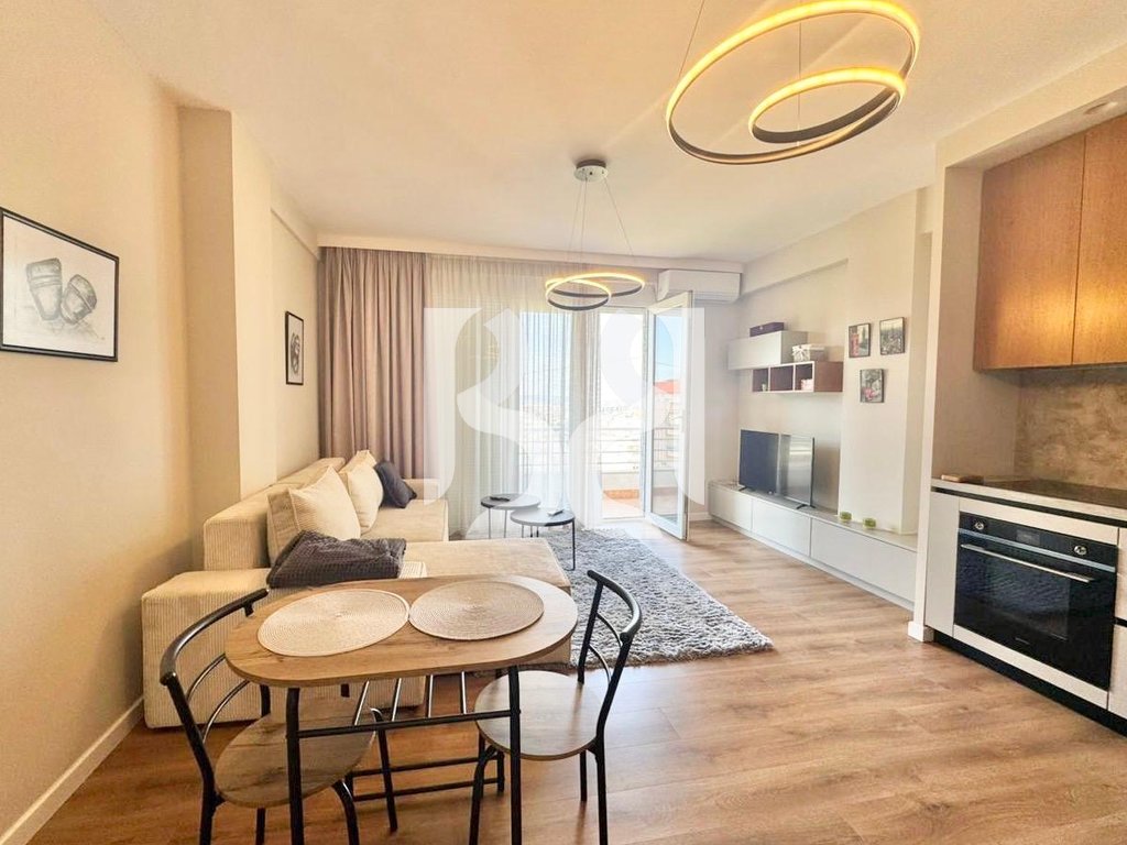 APARTAMENT ELEGANT ME QERA 1+1 TEK ELEONORA,KODRA E DIELLIT 2
