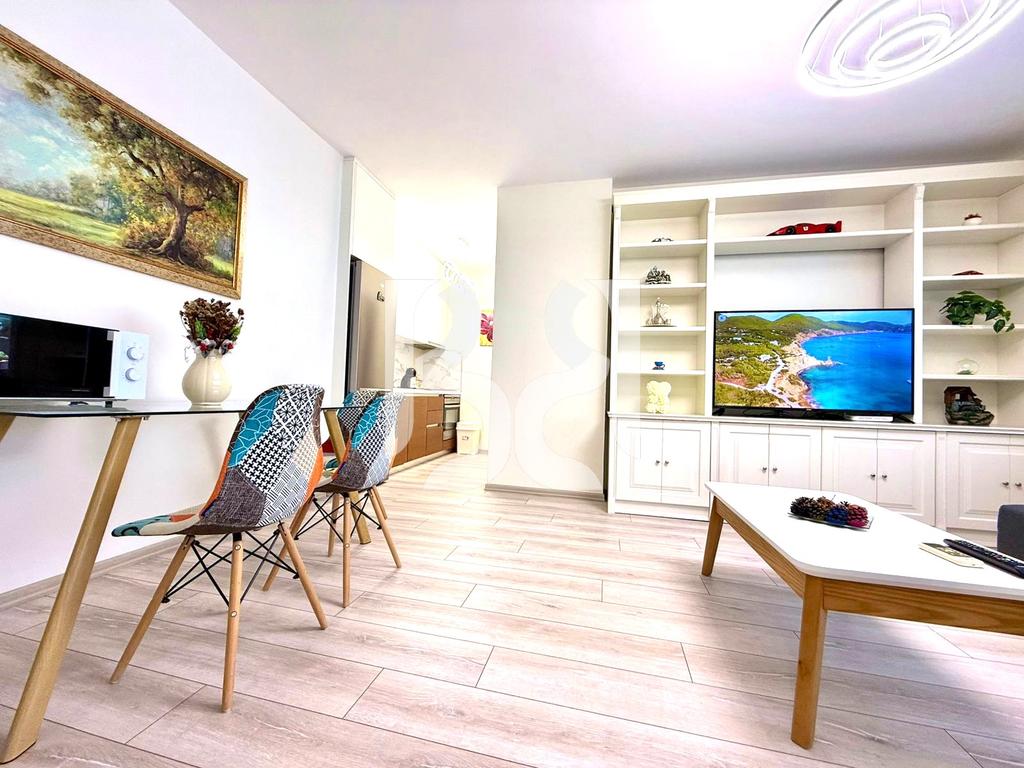 APARTAMENT 1+1 ME QIRA TEK RRUGA E KOSOVAREVE* 4