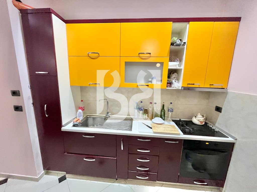 APARTAMENT ME QIRA 2+1+2 ASTIR PRANE BAR OSLO* 3