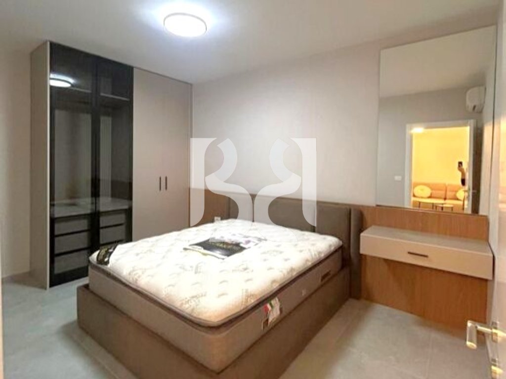 APARTAMENT 1+1+BALLKON ME QIRA TEK AMERIKAN 3** 4