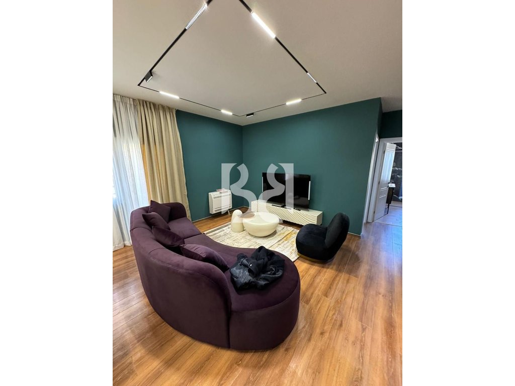 APARTAMENT ME QIRA 1+1+POST PARKIMI NE FARKE /LAKE LAND – Mobilim Modern dhe Vendndodhje Strategjike* 2