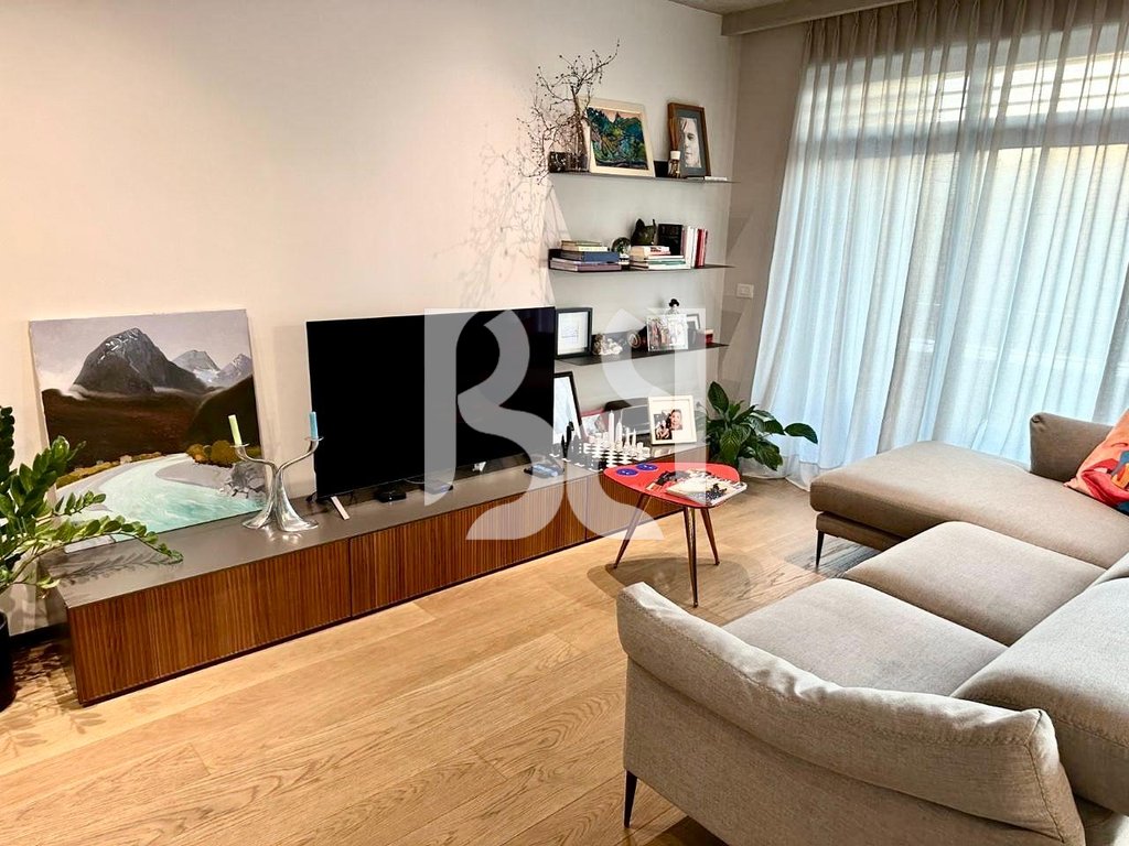 *APARTAMENT 3+1+2 ME QIRA, Stadiumi Dinamo 3