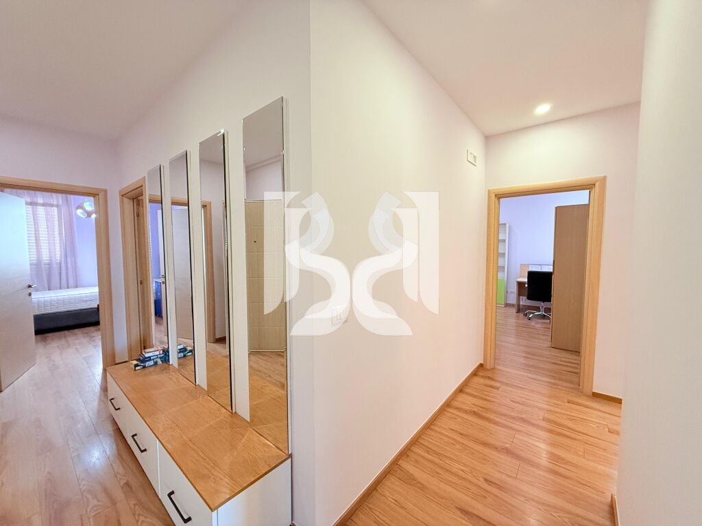 Apartament 3+1+2 me qera Tek kompleksi Veneto , Liqeni i thate 3