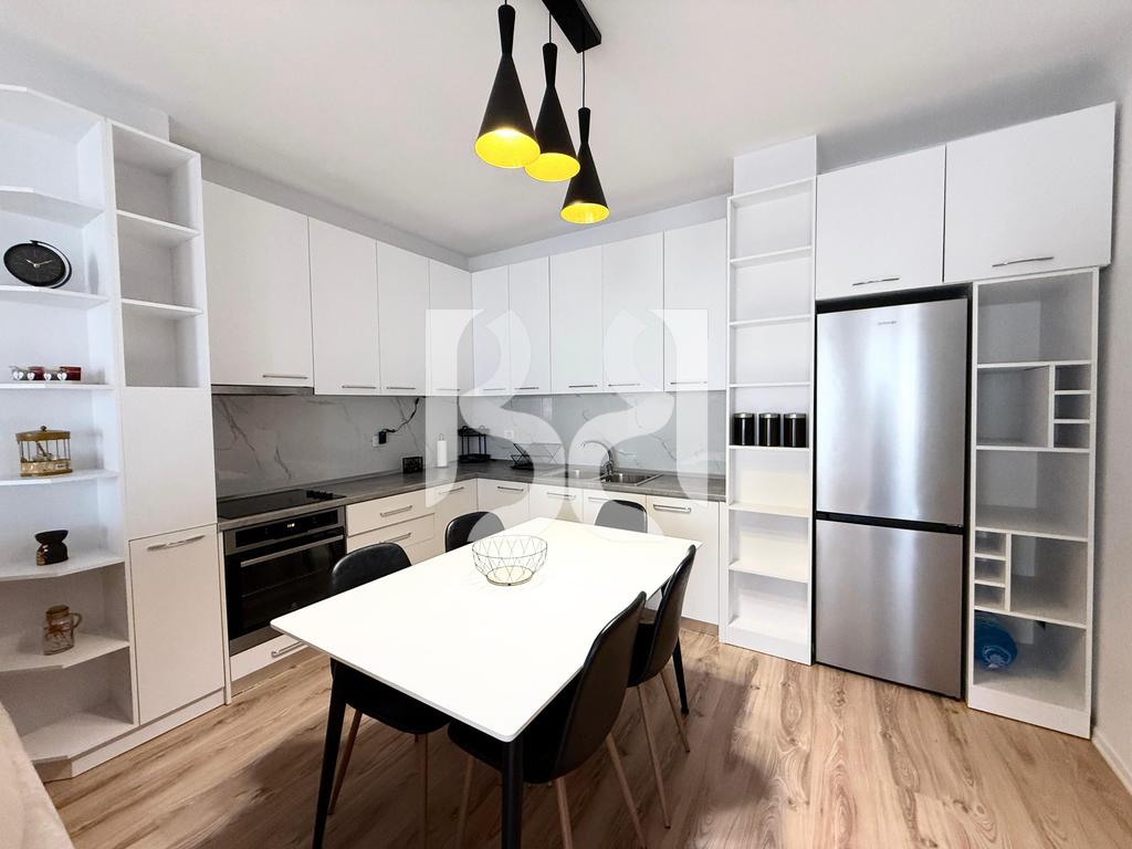APARTAMENT 2+1+2 ME QIRA TEK MATERNITETI I RI 2