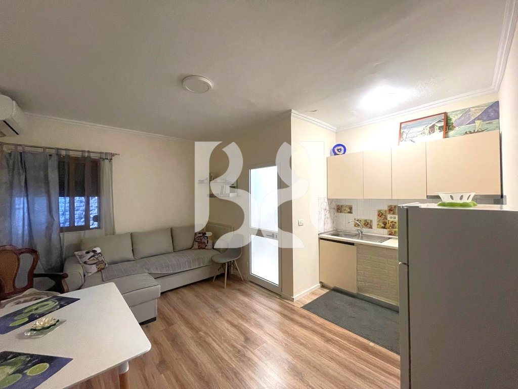 JEPET ME QIRA APARTAMENT 1+1 NE MYSLYM SHYR* 2