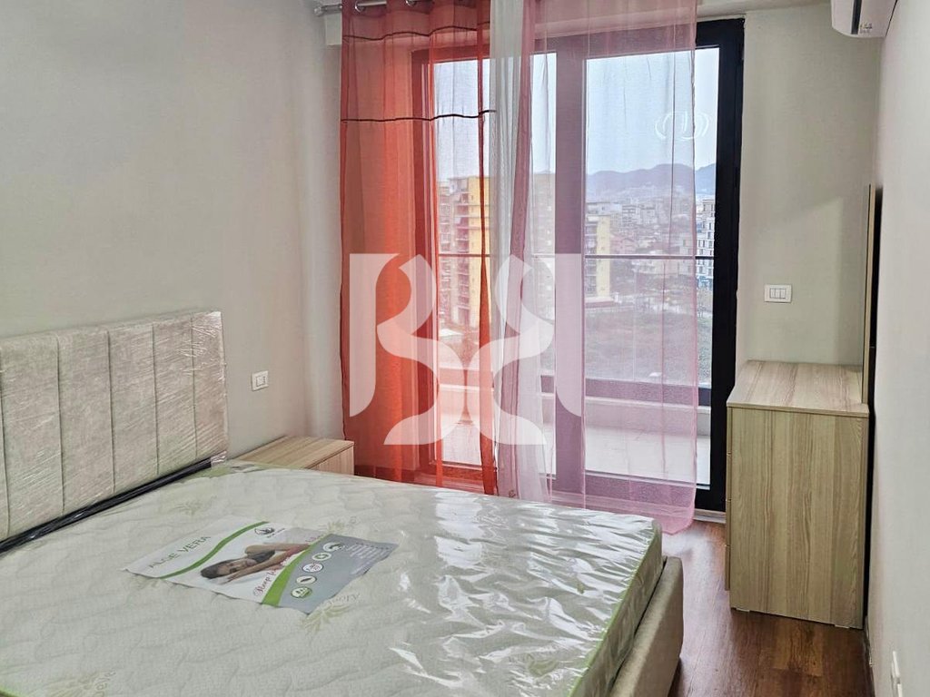 APARTAMENT ME QIRA 1+1 ISH FUSHA E AVIACIONIT 3