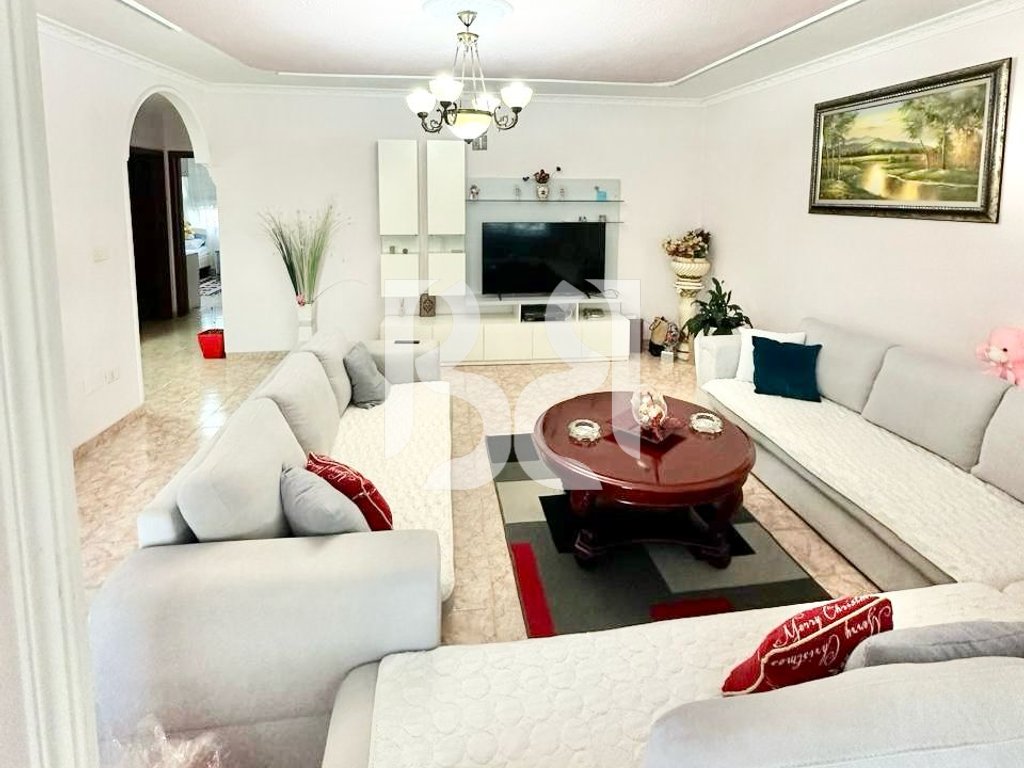 APARTAMENT ME QIRA 2+1+2 TE PALLATI ME SHIGJETE,RRUGA E KAVAJES