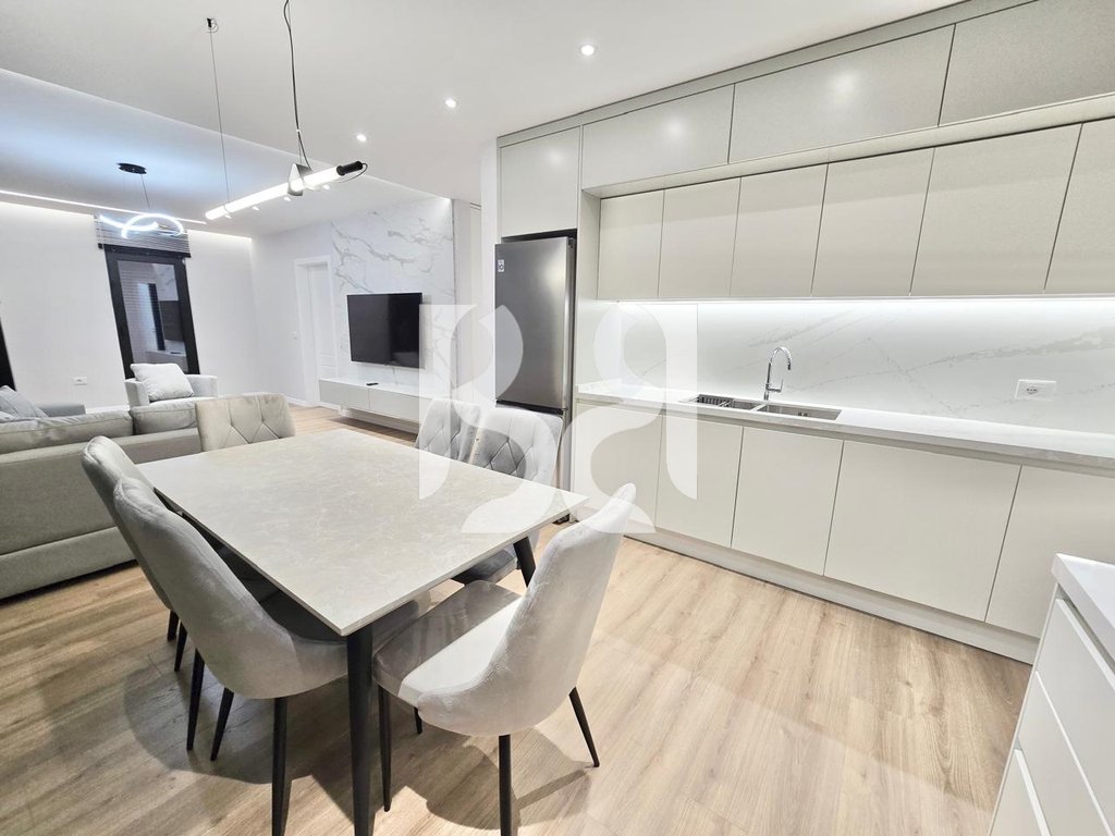 APARTAMENT 2+1+PARKIM ME QIRA NE GREEN CITY ASTIR