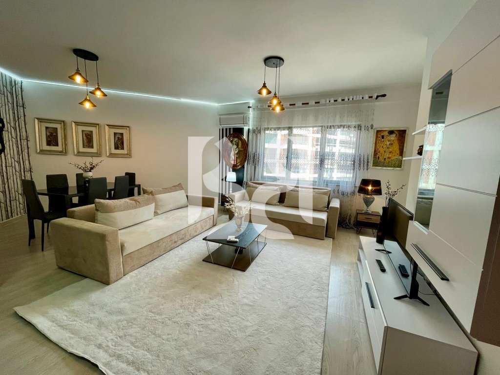 APARTAMENT ME QIRA 2+1+2 TE ISH STACIONI I TRENIT