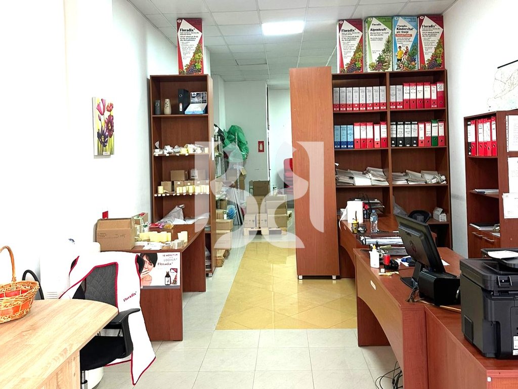AMBIENT BIZNESI NE SHITJE TEK TIRANA UPTOWN 122000 Euro*