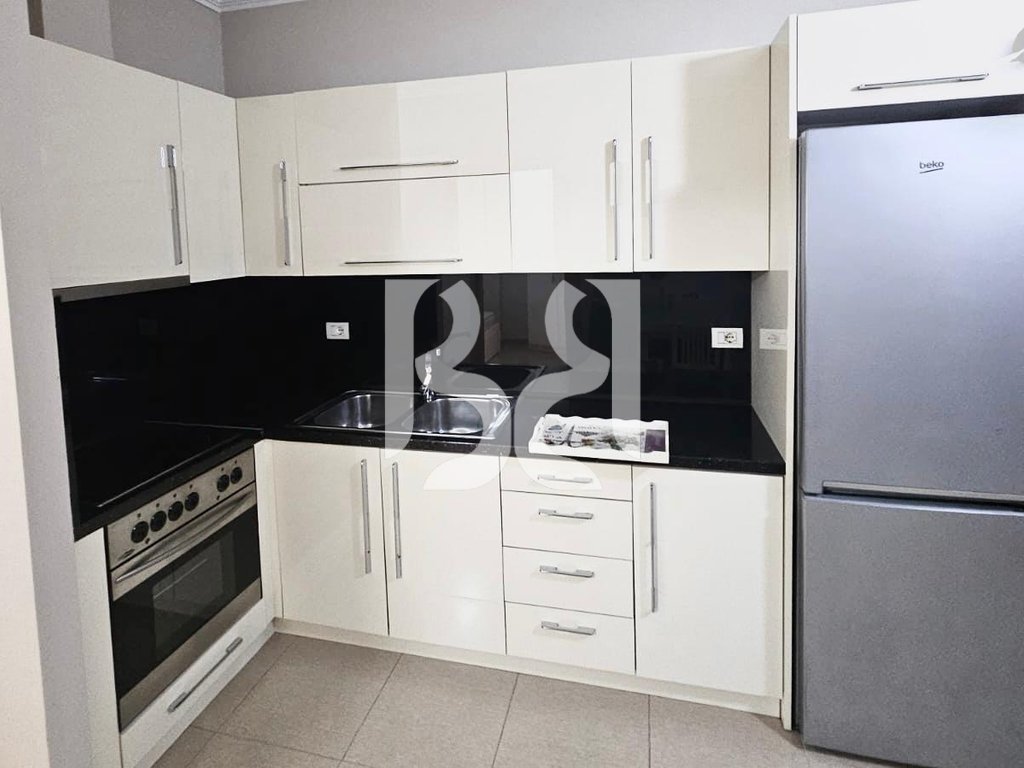 APARTAMENT ME QIRA 1+1 NE YZBERISHT PRANE NELA 6 3