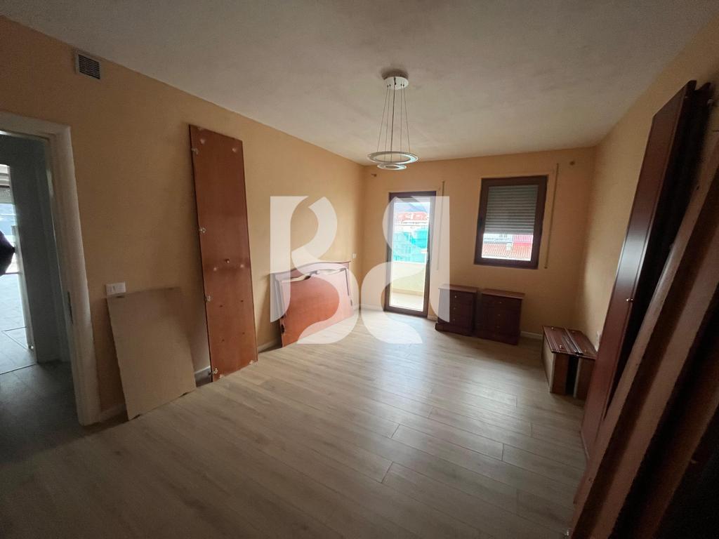 SHITET APARTAMENT 3+1+2+BALLKON NE POGRADEC*