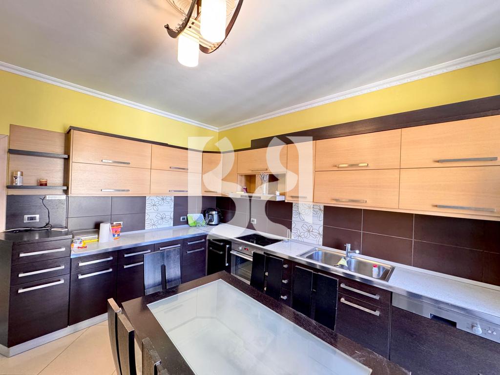 *APARTAMENT ME QIRA NE ASTIR 3+1+2 ME GARAZHD PRANE PARK HOTEL 3