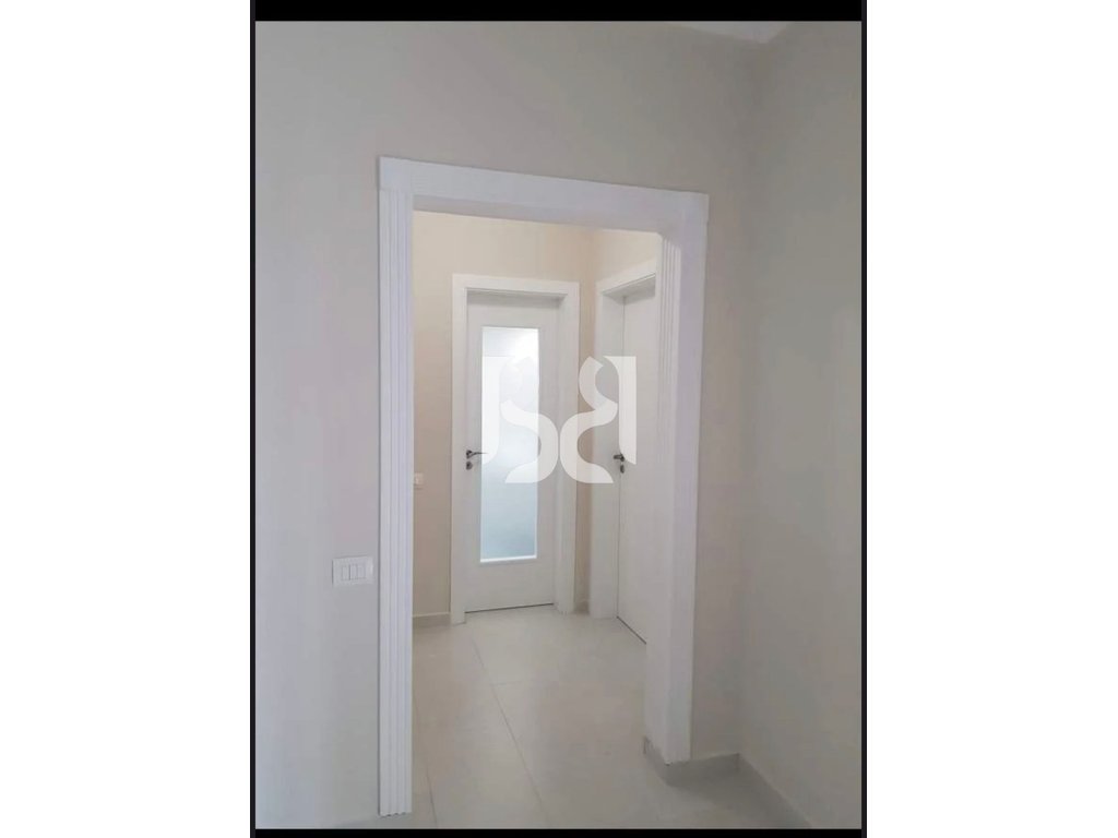 JEPET APARTAMENT 4+1+2 ME QIRA NE ZONEN E ALI DEMIT.* 4