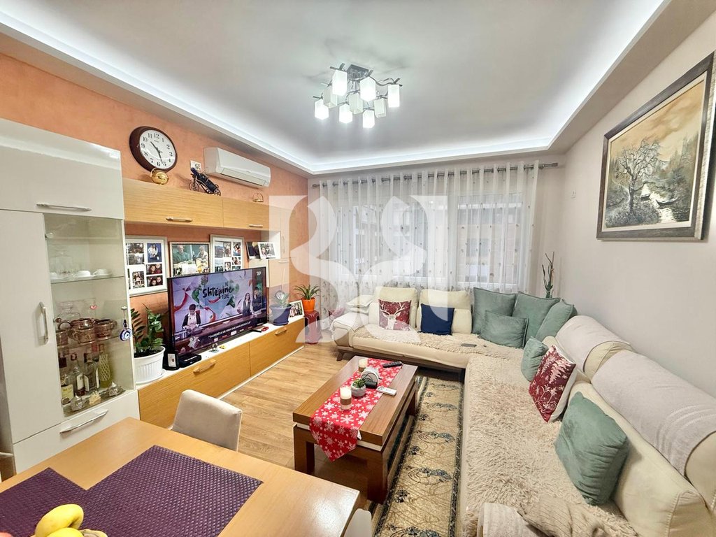 SHITET APARTAMENT 2+1+2 TOTALISHT I MOBILUAR ASTIR 2