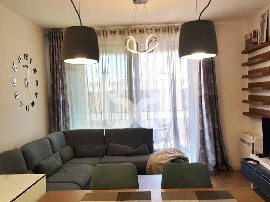 APARTAMENT ME QIRA 2+1+2 FIORI DI BOSCO 3