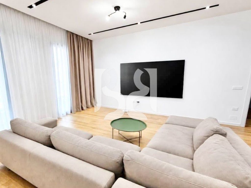 APARTAMENT ME QERA 2+1+2 TEK SQUARE 21